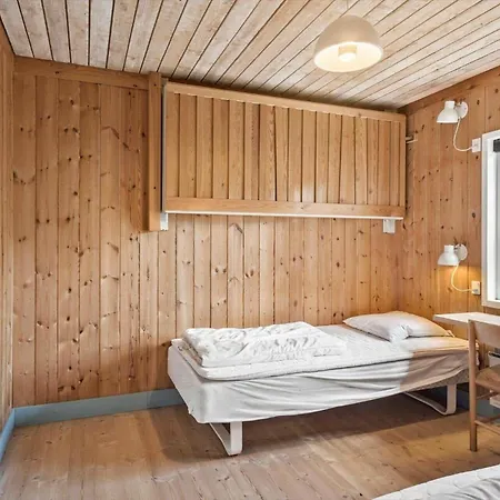 M345-vaeggerlose-botolundvej-28 Bøtø By